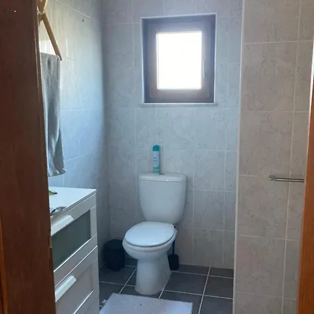 A Casa Amarela Bed & Breakfast Sao Martinho da Cortica