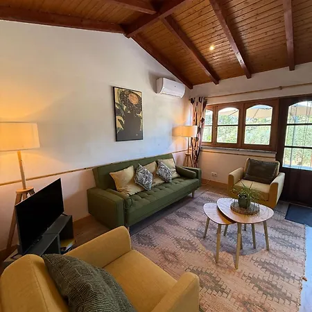 Bed & Breakfast A Casa Amarela