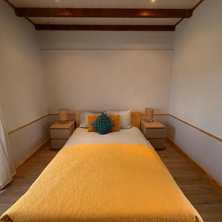 A Casa Amarela