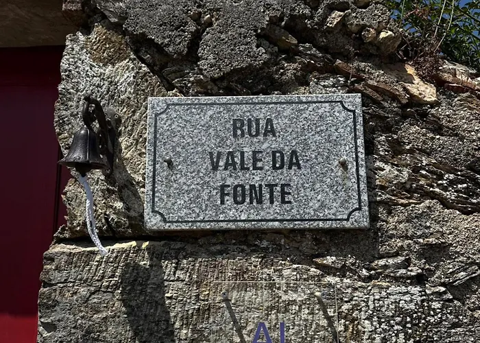 A Casa Amarela
