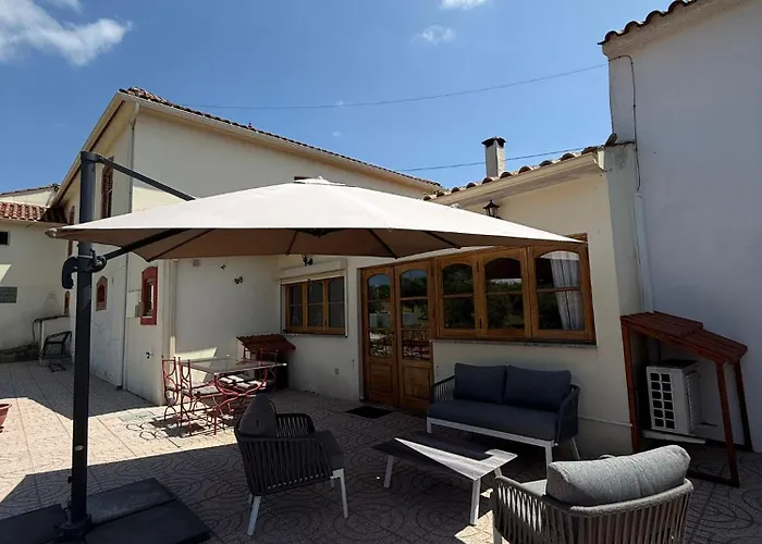 A Casa Amarela Bed & Breakfast